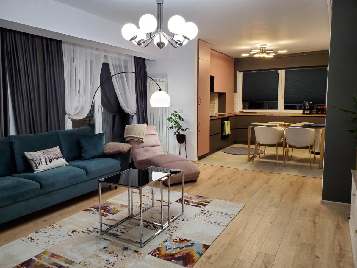 Jad- Penthouse With Jacuzzi And Mountain View - Coresi Braşov Buitenkant foto
