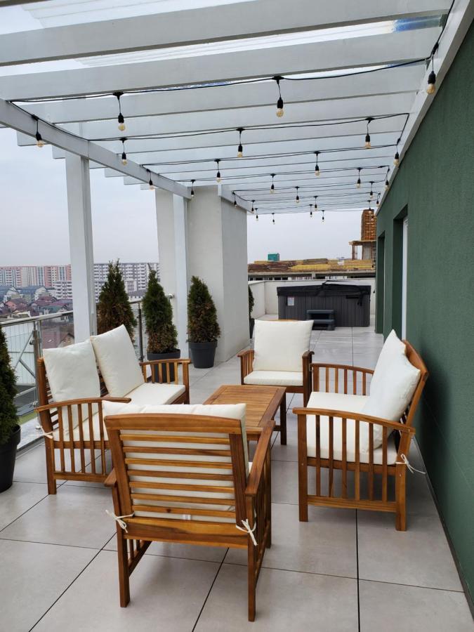 Jad- Penthouse With Jacuzzi And Mountain View - Coresi Braşov Buitenkant foto