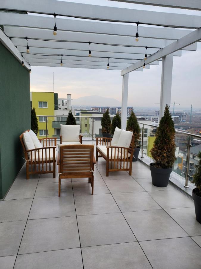 Jad- Penthouse With Jacuzzi And Mountain View - Coresi Braşov Buitenkant foto